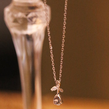Silver Plated Rose Pendant Necklace For Women